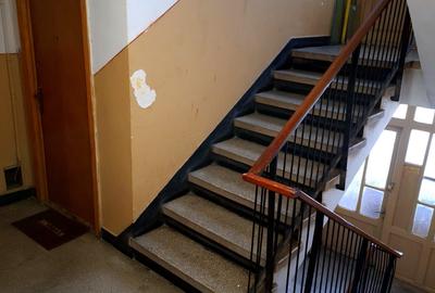 Apartament cu 2 camere decomandat în Calea București - 11