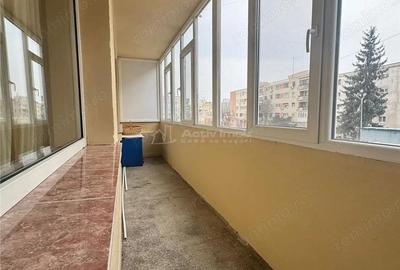 Apartament cu 2 camere semidecomandat în Central - 1