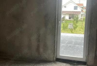 Casă cu 6 camere în Știuca - 2