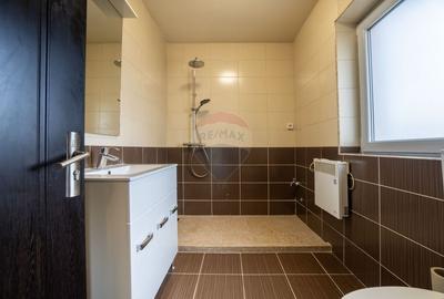 Casă cu 4 camere cu Teren 550 Mp în Tărlungeni - 9