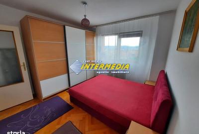 Apartament cu 3 camere decomandat în Petrești - 5