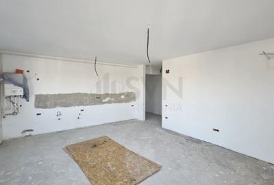 REA1024342 Penthouse de vanzare cu terasa impresionanta - 12