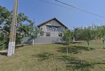 Casă individuală cu 6 camere cu Canalizare în Aradul Nou - 1