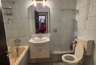 Apartament cu 2 camere decomandat în Titan - 12