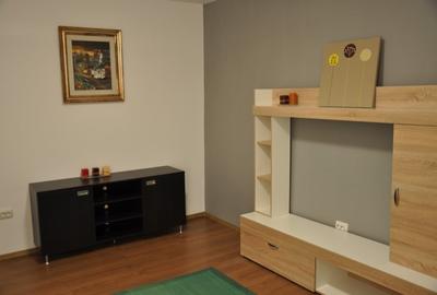 Apartament cu 2 camere decomandat în Circumvalațiunii - 2