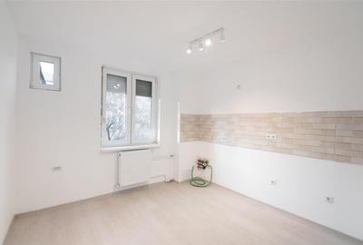 RECO Apartament cu 2 camere- etaj 2- RENOVAT 2025 Rogerius - 1