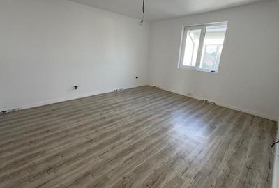 CASA INDIVIDUALA, 5 CAMERE, NOU, TOATE UTILITATILE, COMISION 0% - 11