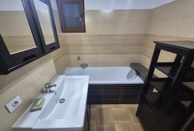 Bloc nou, sectiune mare, apartament 3 camere cu semineu, terasă mare si garaj - 13