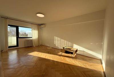 DE VÂNZARE 3 CAMERE | ZONA UNIRII | COMPLET RENOVAT 2020 | ETAJ INTERMEDIAR | - 2