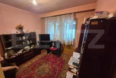 Apartament de vanzare, cu 2 camere, decomandat, zona Mihai Eminescu - 6
