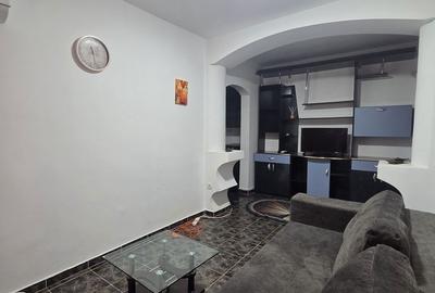 Apartament cu 3 camere decomandat în Viziru 3 - 3