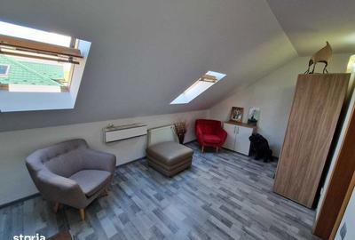 Casă cu 4 camere cu Teren 240 Mp în Bradu - 2