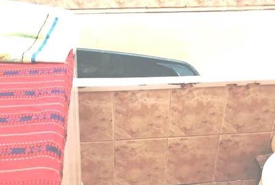 Casă individuală cu 4 camere cu Canalizare în Vadu Pașii - 6