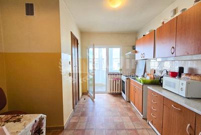 Apartament cu 4 camere decomandat, mobilat în Gheorgheni