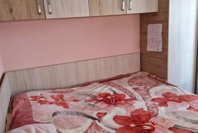 Apartament cu 4 camere decomandat în Central - 2