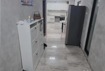 Apartament cu 3 camere decomandat în Central - 1