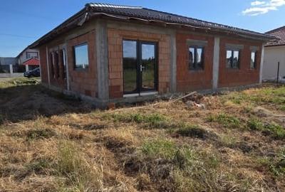 Casa in rosu - Paulesti, str. Andrei Muresanu - 4