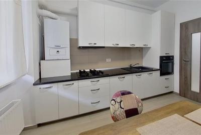 Apartament cu 2 camere decomandat, mobilat în Tractorul - 9