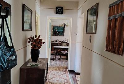 Apartament cu 3 camere decomandat în Jiu-Paroșeni - 2