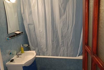 Apartament cu 3 camere decomandat în Central - 2