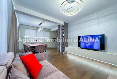 Apartament cu 3 camere semidecomandat în 22 Decembrie - 1
