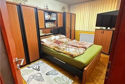 CIRCUMVALATIUNII - ETAJ 1 - BLOC IZOLAT - 4 camere - 2 bai - debara - decomandat CIRCUMVALATIUNII - ETAJ 1 - BLOC IZOLAT - 4 camere - 2 bai - debara - decomandat - 1