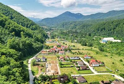 Casă individuală cu 9 camere cu Teren 843 Mp în Exterior Est - 1