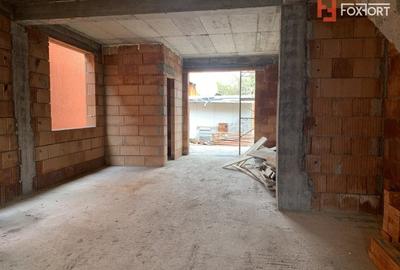 Duplex cu 4 camere cu Canalizare în Lipovei - 14