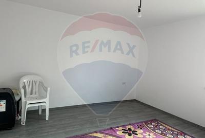 Casa / Vila cu 5 camere de vanzare in zona Central - 11
