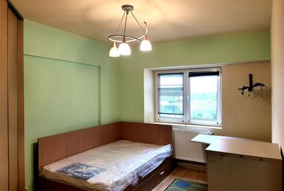 Apartament cu 4 camere decomandat în Stadion - 9