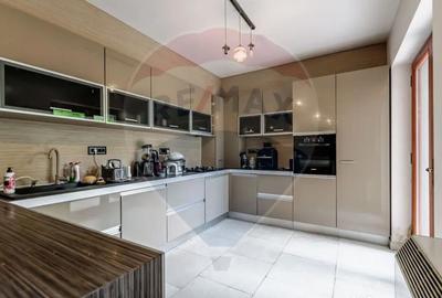 Casă cu 7 camere cu Teren 690 Mp în Malul Mureșului - 3