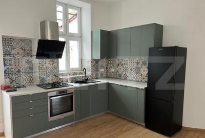 Spațiu comercial, de 80 mp, în Central - 8