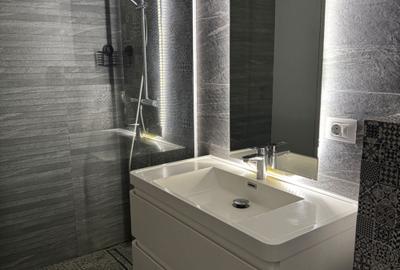 Apartament cu 3 camere decomandat în Central - 3