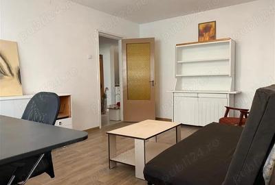 Inchiriez jumatate apartament 3 camere - 6