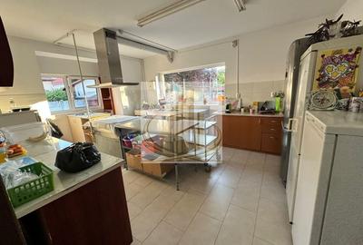 Casă individuală cu 12 camere cu Canalizare în Complex Studențesc - 14