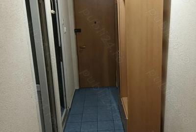 Garsonieră decomandată în Rovine - 1