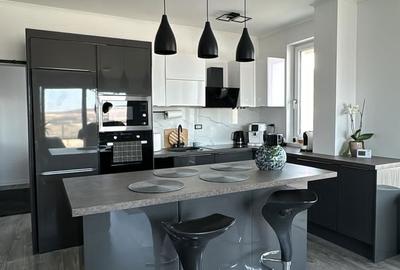 Apartament cu 3 camere decomandat în Florești - 2