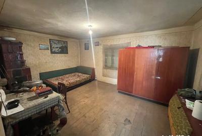 Casă cu 5 camere cu Teren 2200 Mp în Orlești - 5