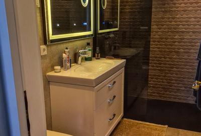 Apartament de lux cu 4 camere într-un bloc nou - 46