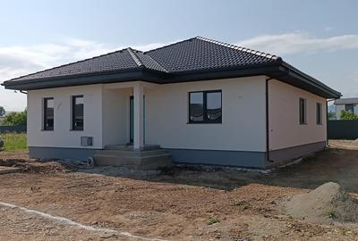 Casă individuală cu 3 camere cu Teren 500 Mp în Tărlungeni