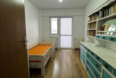 Apartament cu 3 camere decomandat, mobilat în Astra - 2