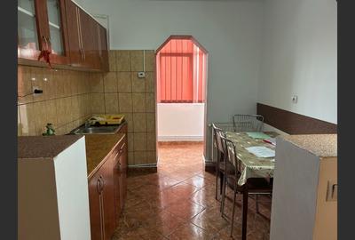 Apartament spațios 2 camere, Tg-Jiu, Progresului.COMISION 0% - 4