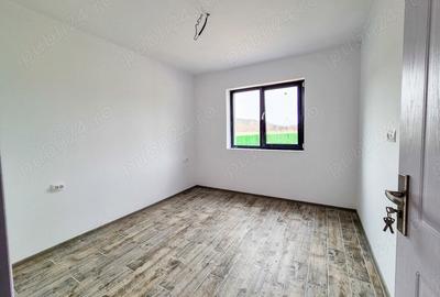 Casă cu 4 camere cu Teren 500 Mp în Drăganu - 2