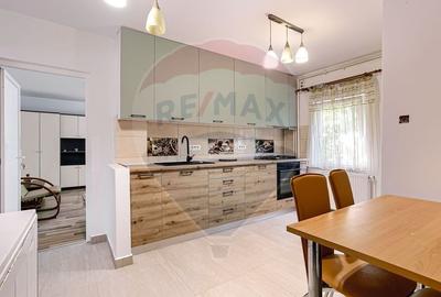 Apartament cu 3 camere decomandat, mobilat în 6 Vânători - 1