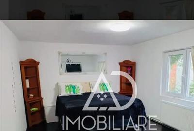 Casă cu 4 camere în Central - 2