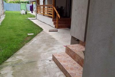 Casă cu 4 camere cu Teren 500 Mp în Central - 3