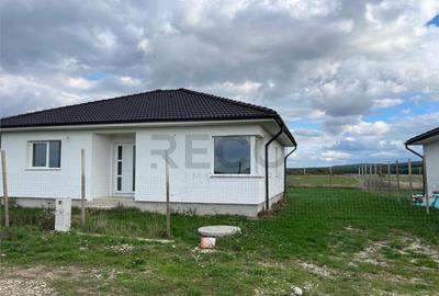 Casă cu 3 camere cu Teren 500 Mp în Rontău - 17