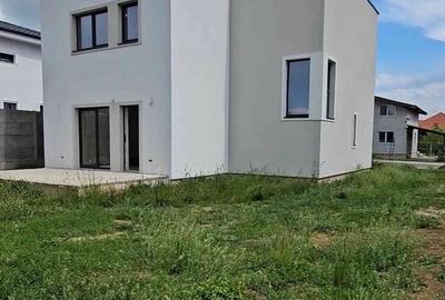 Casă cu 5 camere cu Teren 635 Mp în Giarmata - 12
