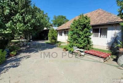 Casa individuala. Teren 2373 mp. Sacalaz - 1