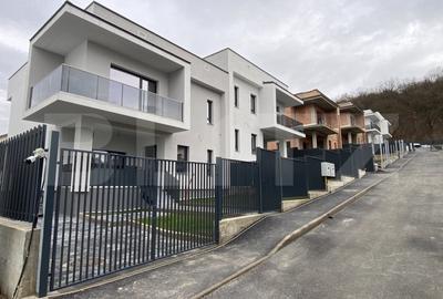 Casă individuală cu 4 camere cu Teren 400 Mp în Dezmir - 4